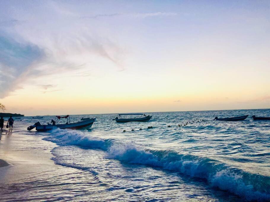 603 Bocagrande A 1 Cuadra De La Playa